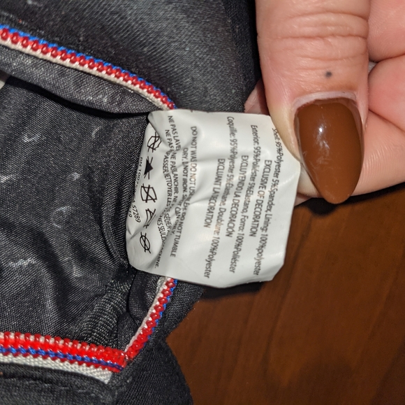 Champion Sling Bag or Fanny Pack - Picture 10 of 13